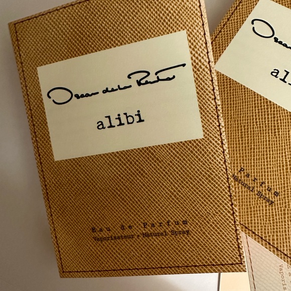 4 Oscar De La Renta ALIBI Women Eau De Parfum Spray Samples 2 ml/0.06 oz ea - Picture 3 of 5